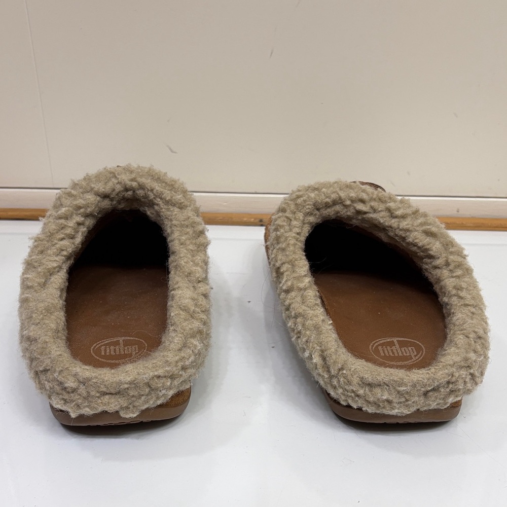 Fitflop The Cuddler Cozy Brown Suede Slippers with Faux Fur Lining - Picture 5 of 8